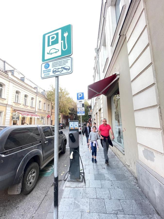 Honey Apartment Tiflis Dış mekan fotoğraf