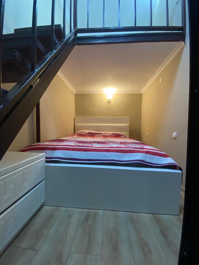 Honey Apartment Tiflis Dış mekan fotoğraf